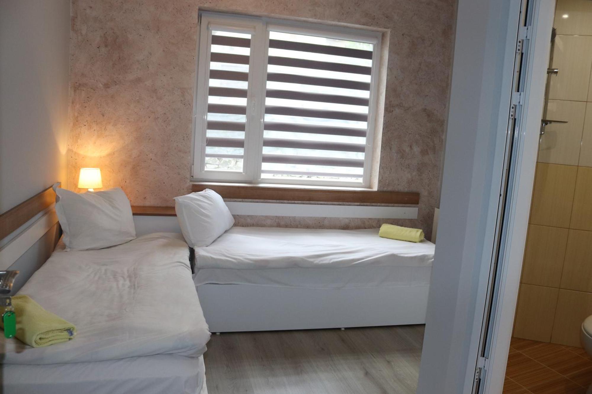 Saint Maria Guest House Velingrad Bagian luar foto